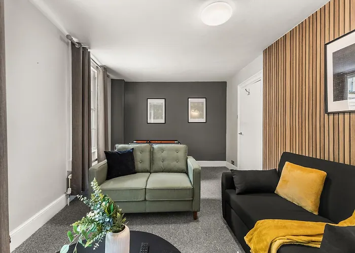 Modern Apartment In The Heart Of Bath