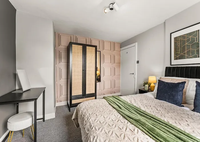 Modern Apartment In The Heart Of Bath