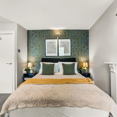 Modern Apartment In The Heart Of Bath Exterior photo