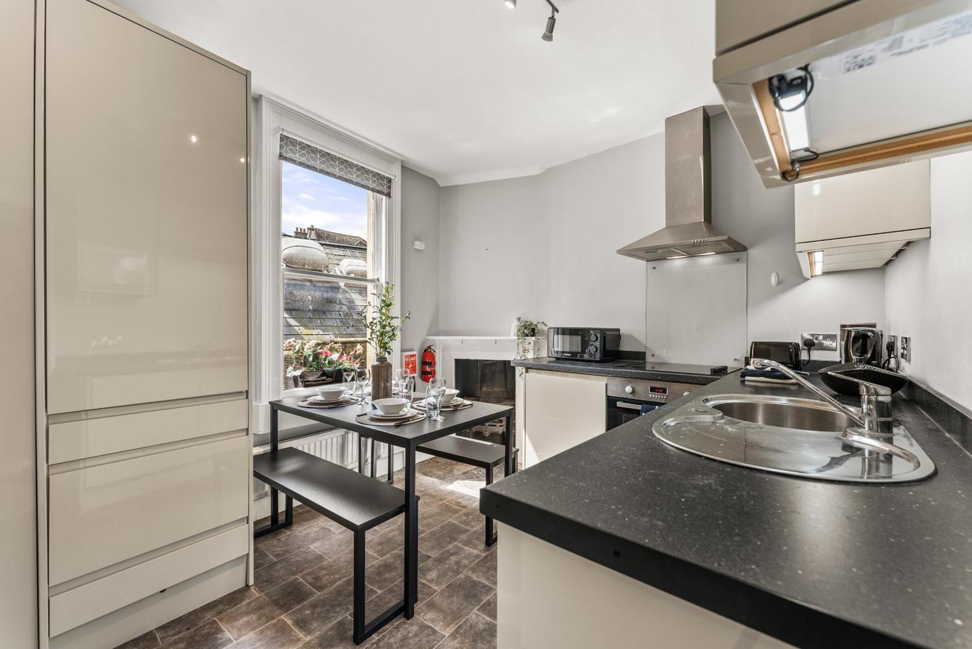 Modern In The Heart Of Appartement Bath